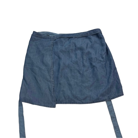 Marine Layer Poppy Reversible Wrap Mini Skirt  Medium Wash Chambray Denim Sz Med - Picture 11 of 16